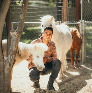 Meet your Posher, Fermin